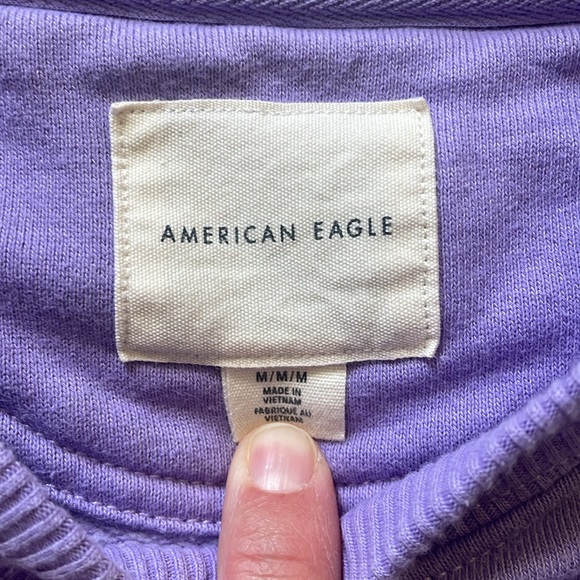 American Eagle Sweatshirt - Picture 2 of 2
